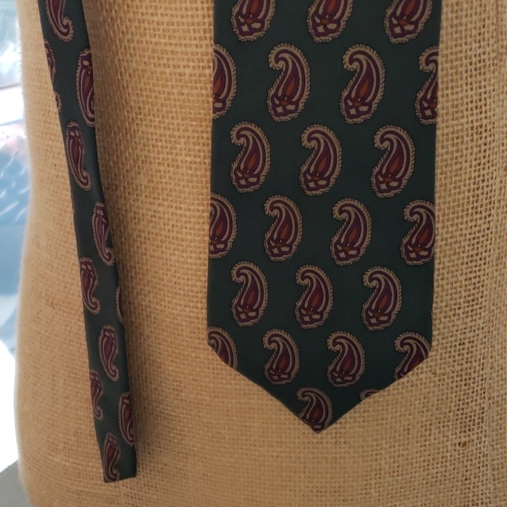 Burberry silk tie purple green paisley